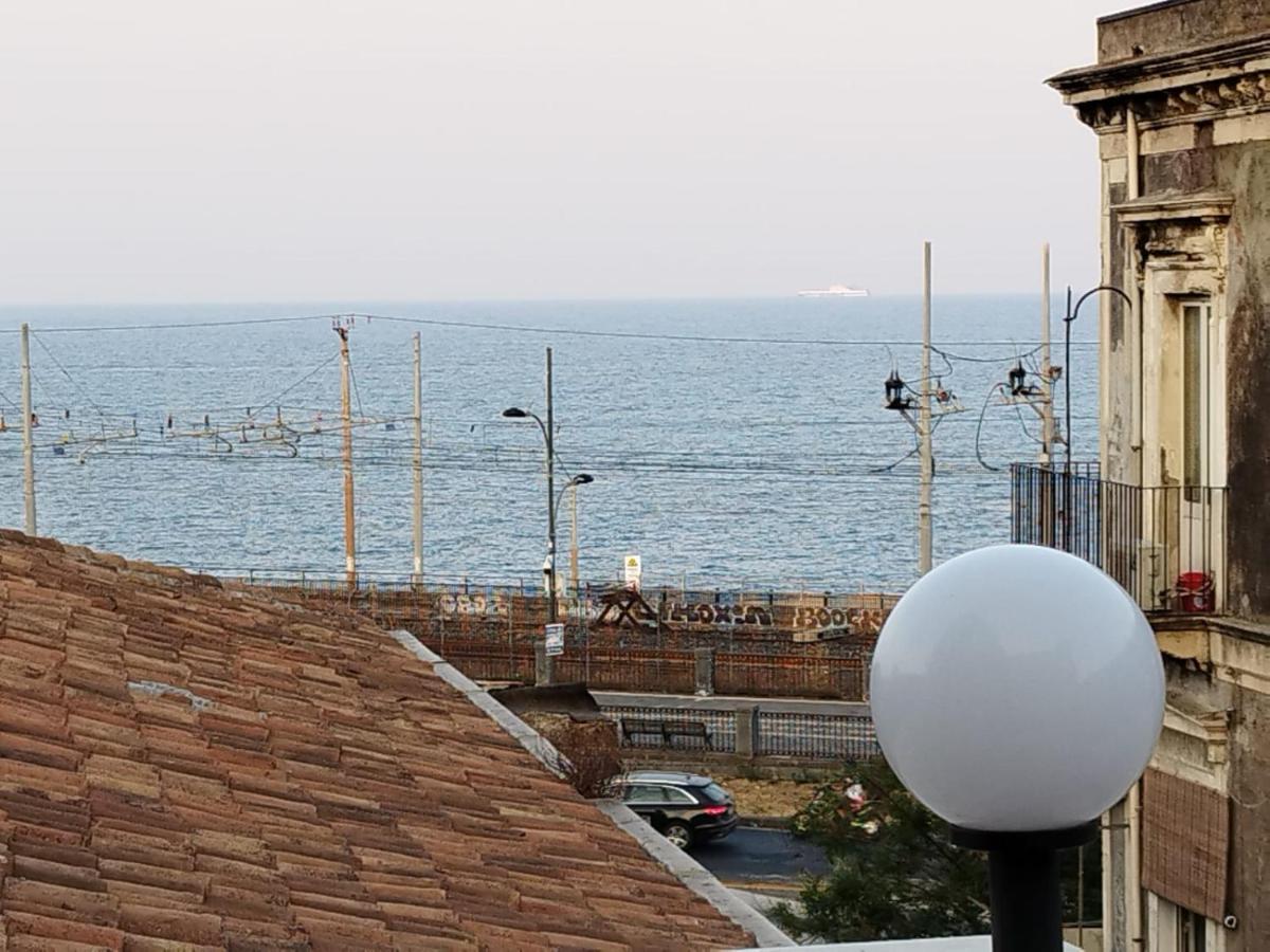 Terrazza Fama Villa Catánia Buitenkant foto